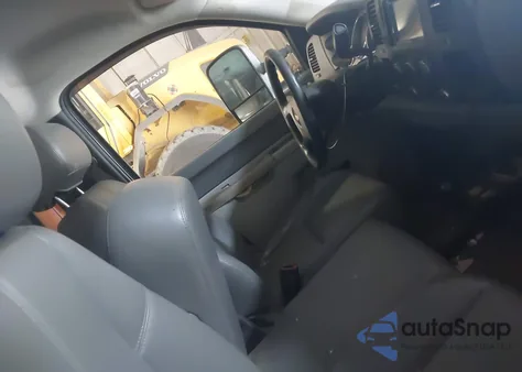 2013 Chevrolet Silverado Work Truck z USA, uszkodzony, nr VIN 1GC0KVCG6DZ105787